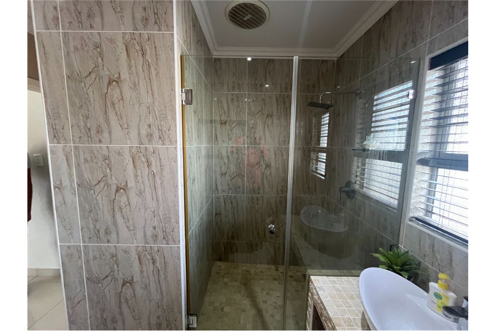 Residential - House - Prestondale, KwaZulu Natal - South Africa - 23 - 1031465047-185