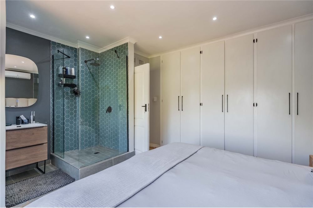 Rezidential - Case/Vile - Glen Anil, KwaZulu Natal - South Africa - 28 - 1031465099-130