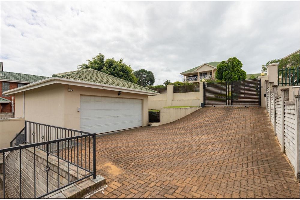 Residential - House - Somerset Park, KwaZulu Natal - South Africa - 3 - 1031465093-24