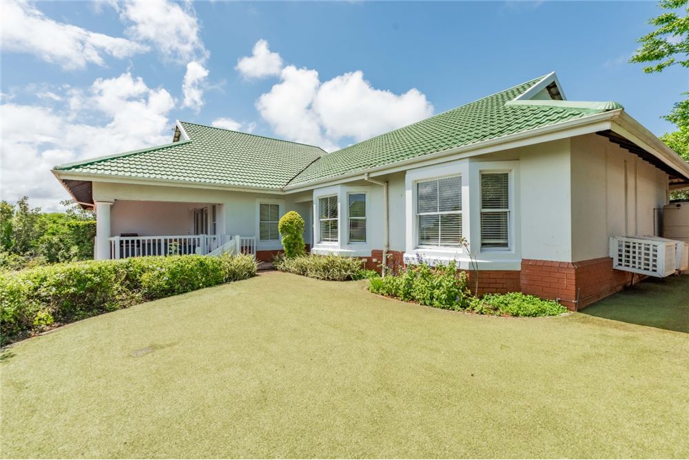 Residential - Townhouse - Mount Edgecombe Country Estate, KwaZulu Natal - South Africa - 2 - 1031465022-889