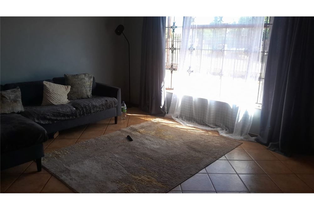 Residenziale - Casa - Ga-rankuwa Unit 1, Gauteng - South Africa - 13 - 1031414106-217