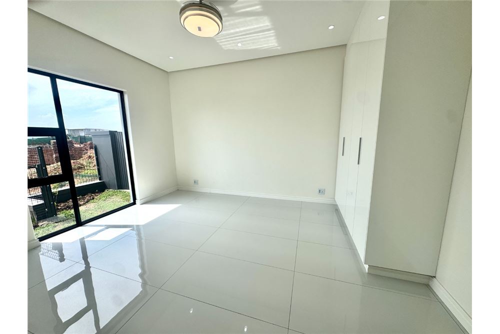 Residential - House - Sibaya, KwaZulu Natal - South Africa - 25 - 1031465010-423