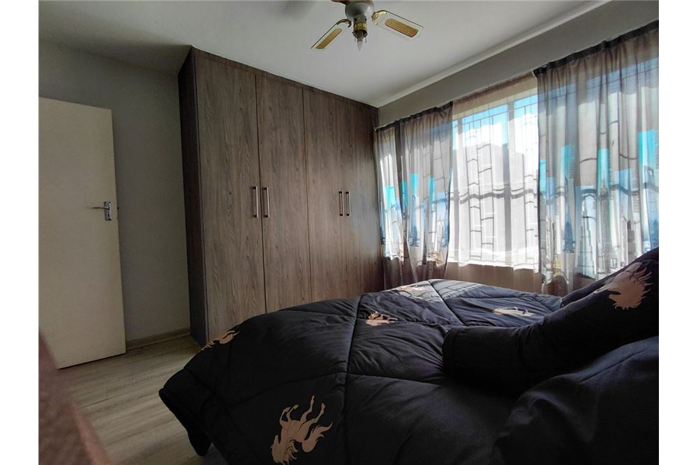 住宅 - 联排别墅 - Klippoortjie, Gauteng - South Africa - 14 - 1031422074-70