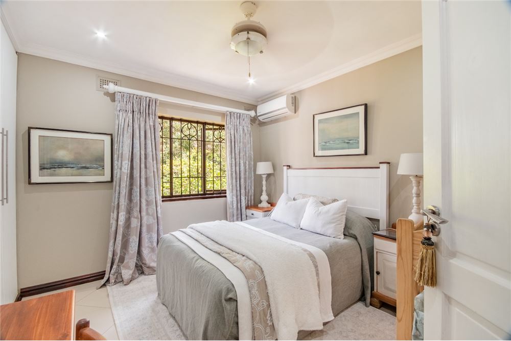 Residential - House - Cowies Hill, KwaZulu Natal - South Africa - 26 - 1031465101-121