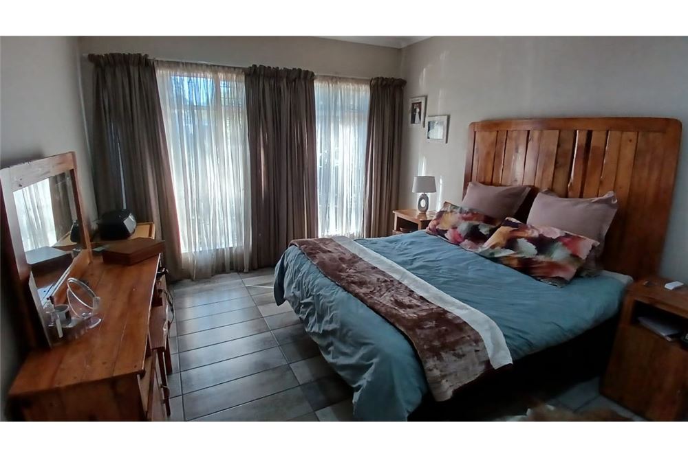 Residencial - Casa - Kirkney, Gauteng - South Africa - 20 - 1031414116-94