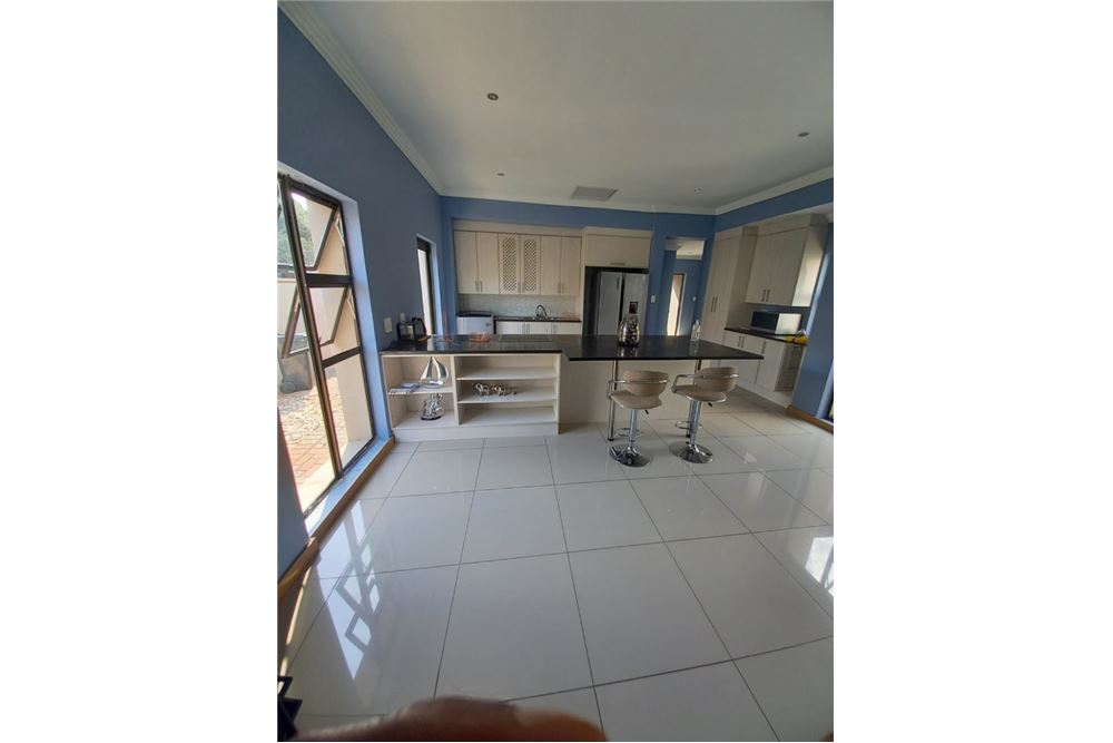 Residencial - Casa - Leloko Lifestyle and Eco Estate, North West - South Africa - 4 - 1031414112-30