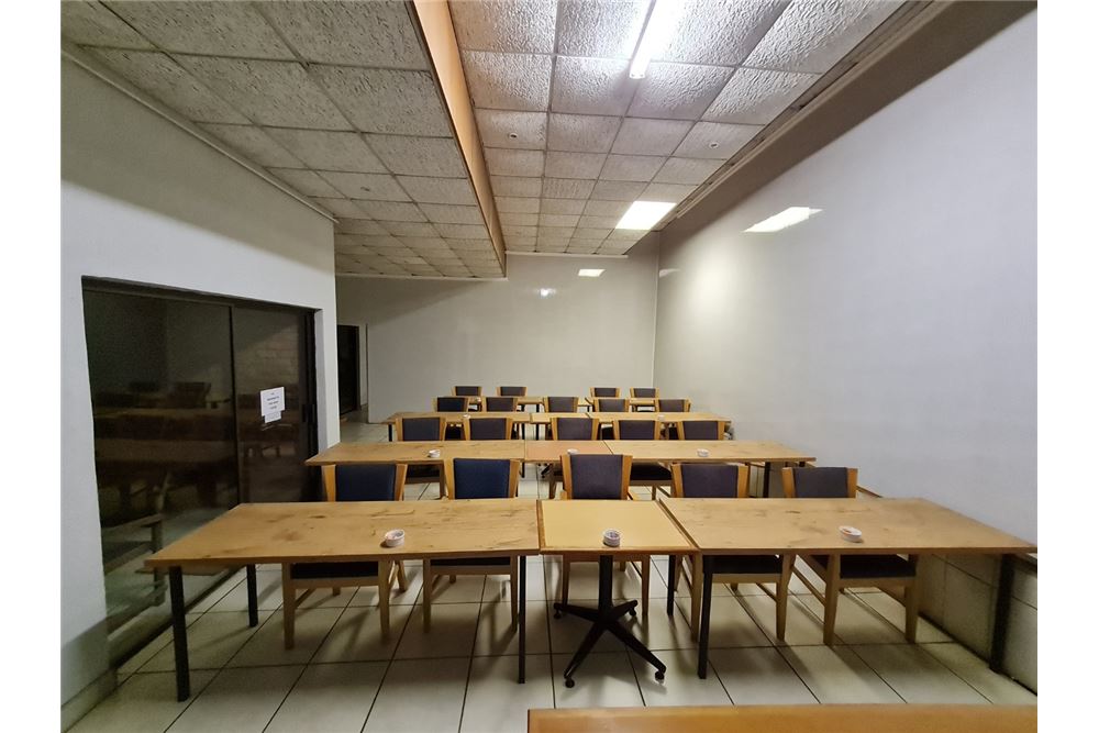 Comercial - Comercio/Tienda - Pretoria North, Gauteng - South Africa - 23 - 1031414050-124