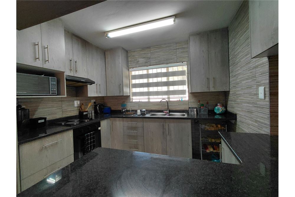 住宅 - 联排别墅 - Klippoortjie, Gauteng - South Africa - 4 - 1031422074-70