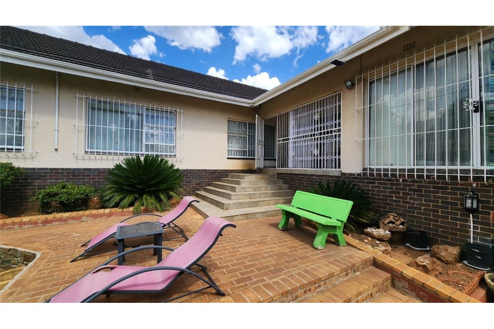 Residential - Omakotitalo - Oakdene, Gauteng - South Africa - 54 - 1031421040-63