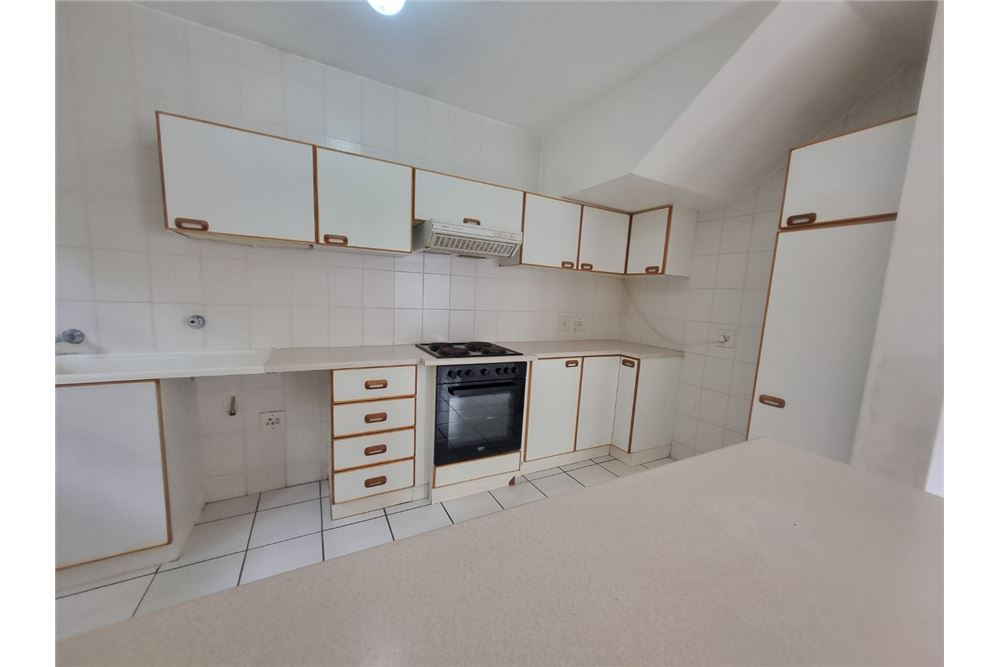 Residential - Townhouse - Glen hills, KwaZulu Natal - South Africa - 10 - 1031465099-129