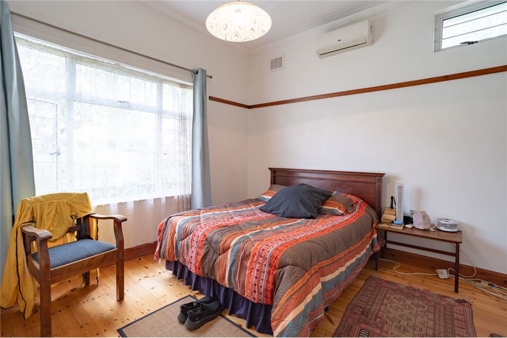 Residential - ਅਲੱਗ ਥਲੱਗ ਬਣਿਆ ਹੋਇਆ ਘਰ - Glenwood, KwaZulu Natal - South Africa - 15 - 1031389044-310