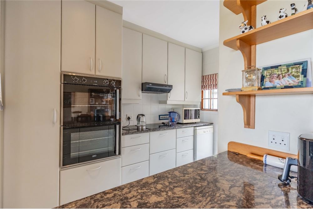 Residential - Townhouse - Durban North, KwaZulu Natal - South Africa - 14 - 1031465022-883