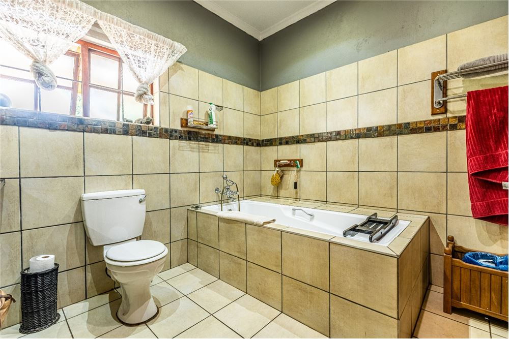 Wohnung - Boerderij - Bashewa AH, Gauteng - South Africa - 16 - 1031393113-13