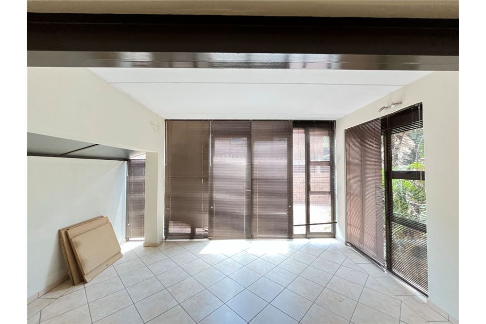 באזור מגורים - דירה - Lyttelton Manor, Gauteng - South Africa - 11 - 1031393029-191