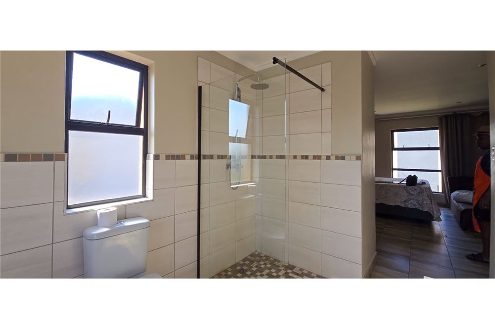 Residencial - Casa - Zambezi Manor Lifestyle Estate, Gauteng - South Africa - 17 - 1031414140-26