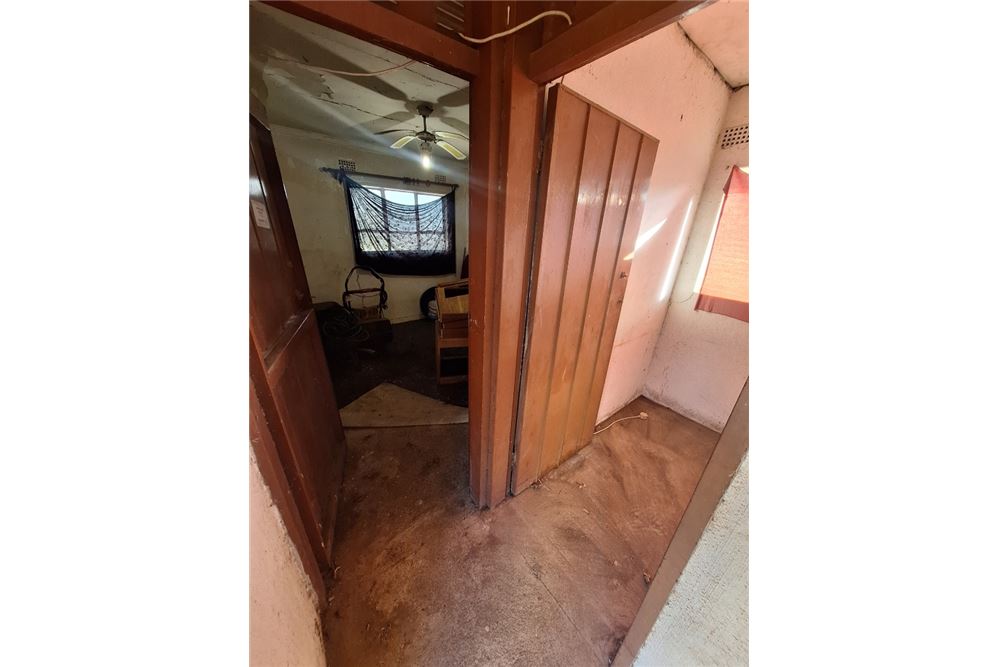 Residential - Αυτόνομη κατοικία - Kibler Park, Gauteng - South Africa - 51 - 1031421159-37