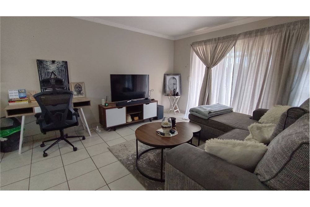 住宅 - 公寓/单元房 - 蒙大拿, Gauteng - South Africa - 7 - 1031414136-32