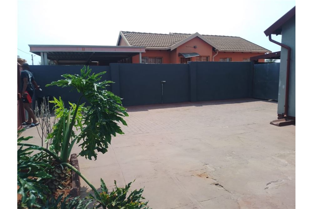 Residenziale - Casa - Soshanguve XX, Gauteng - South Africa - 21 - 1031414015-768