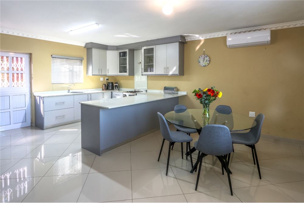 Residential - House - La Mercy, KwaZulu Natal - South Africa - 9 - 1031465057-111