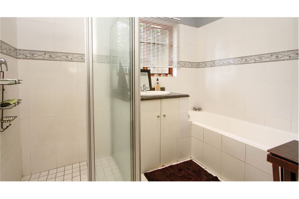 Residential - House - Glenashley, KwaZulu Natal - South Africa - 33 - 1031465029-138