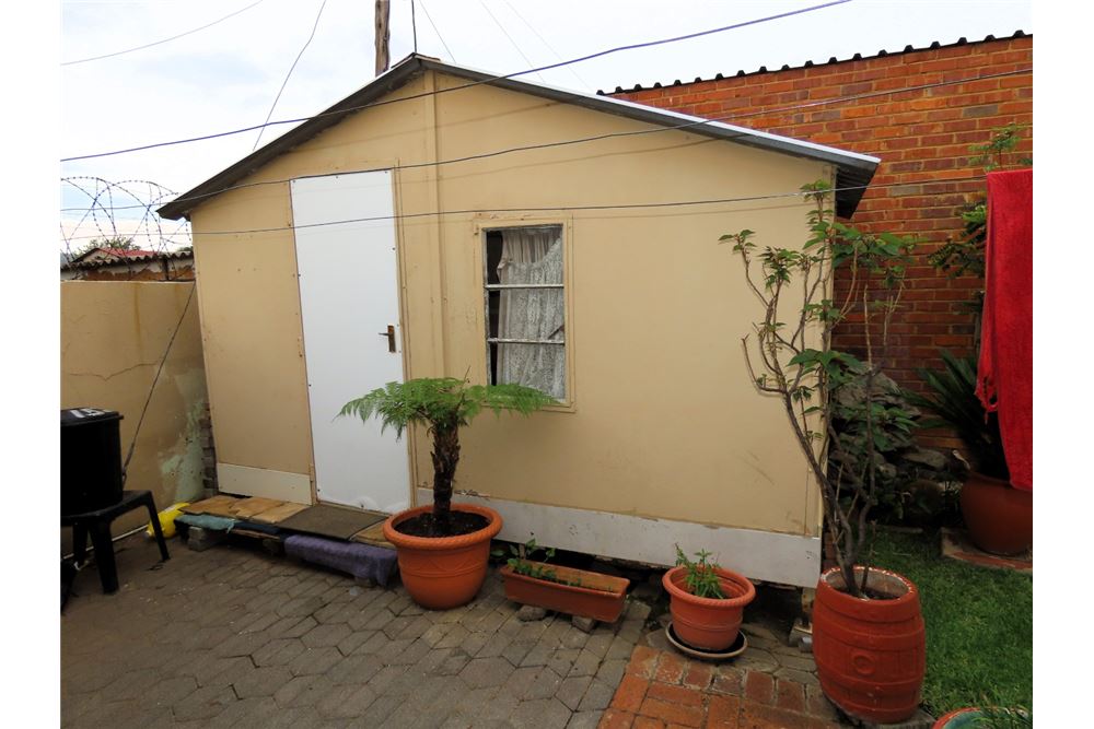 Residencial - Casa - Eersterust, Gauteng - South Africa - 41 - 1031414016-161