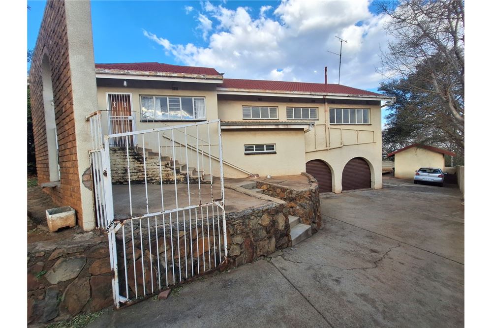 Residential - Αυτόνομη κατοικία - Kibler Park, Gauteng - South Africa - 4 - 1031421159-37