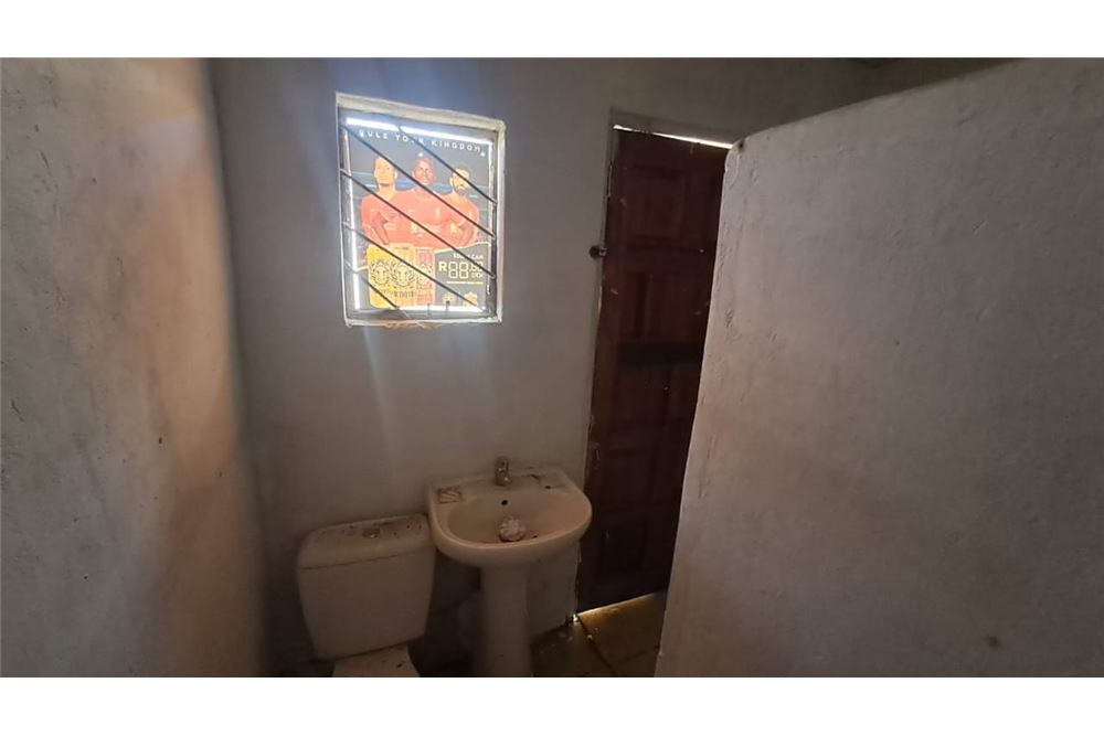 Commercio - Commerciale/Negozi - Lotus Gardens, Gauteng - South Africa - 14 - 1031414126-63