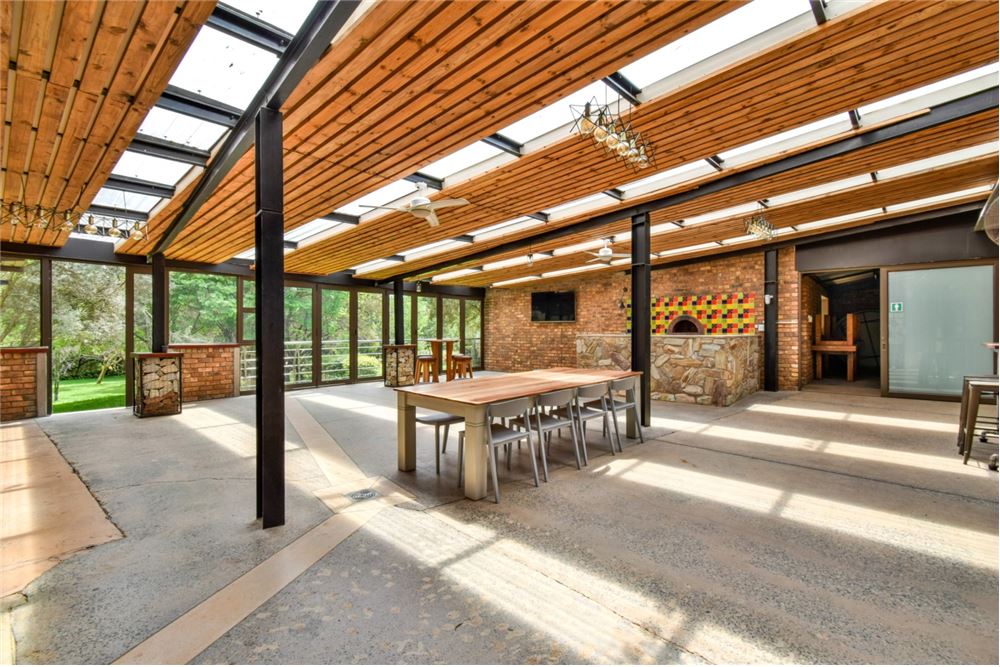 Comercial - Hostal - Kameeldrift East, Gauteng - South Africa - 8 - 1031414001-141