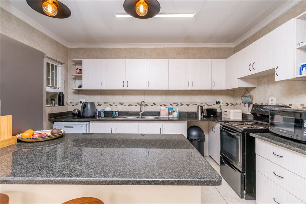 Residential - Townhouse - Glen Anil, KwaZulu Natal - South Africa - 15 - 1031465013-89