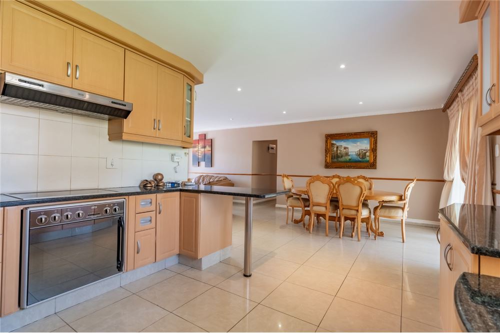 Residential - House - Somerset Park, KwaZulu Natal - South Africa - 14 - 1031465047-188