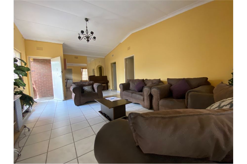 Rezidenčná - Samostatný dom - Elsburg, Gauteng - South Africa - 7 - 1031422074-54