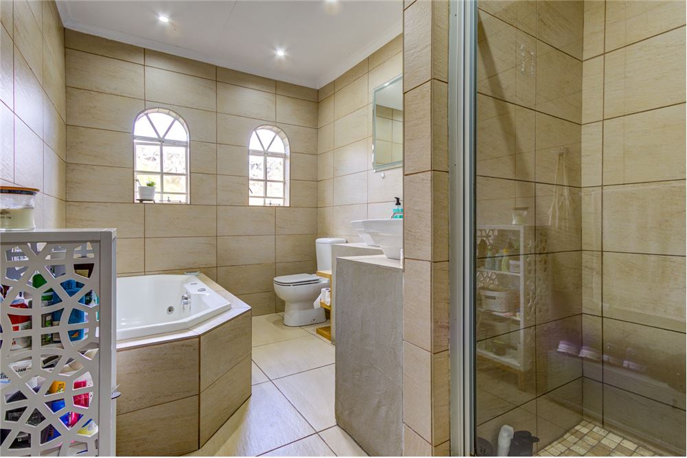 Woningbouw - Haus - Brentwood, Gauteng - South Africa - 18 - 1031439069-142