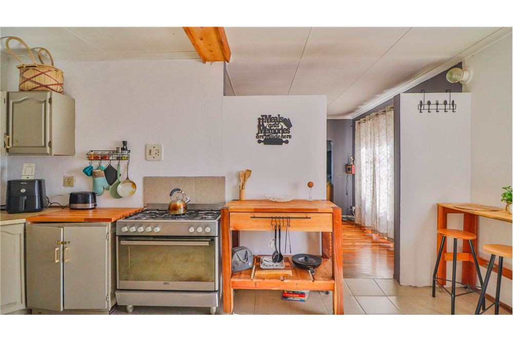 Gyvenamasis - Namas - Eastwood, KwaZulu Natal - South Africa - 26 - 1031436092-103