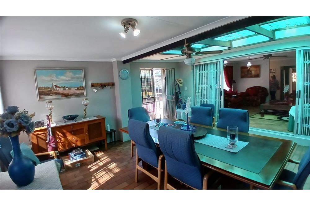 Residencial - Granja - Gerardsville, Gauteng - South Africa - 37 - 1031414116-90