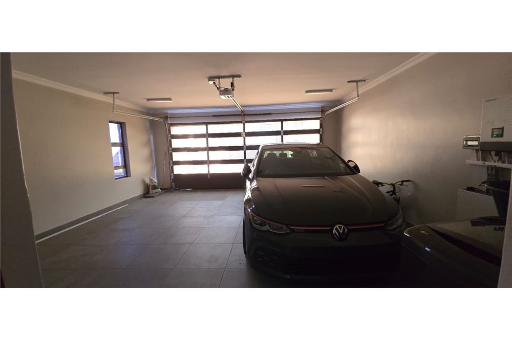 Residencial - Casa - Zambezi Manor Lifestyle Estate, Gauteng - South Africa - 49 - 1031414140-35