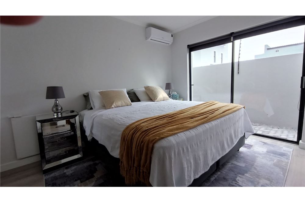 Residential - House - Sandown, Western Cape - South Africa - 16 - 1031400215-16