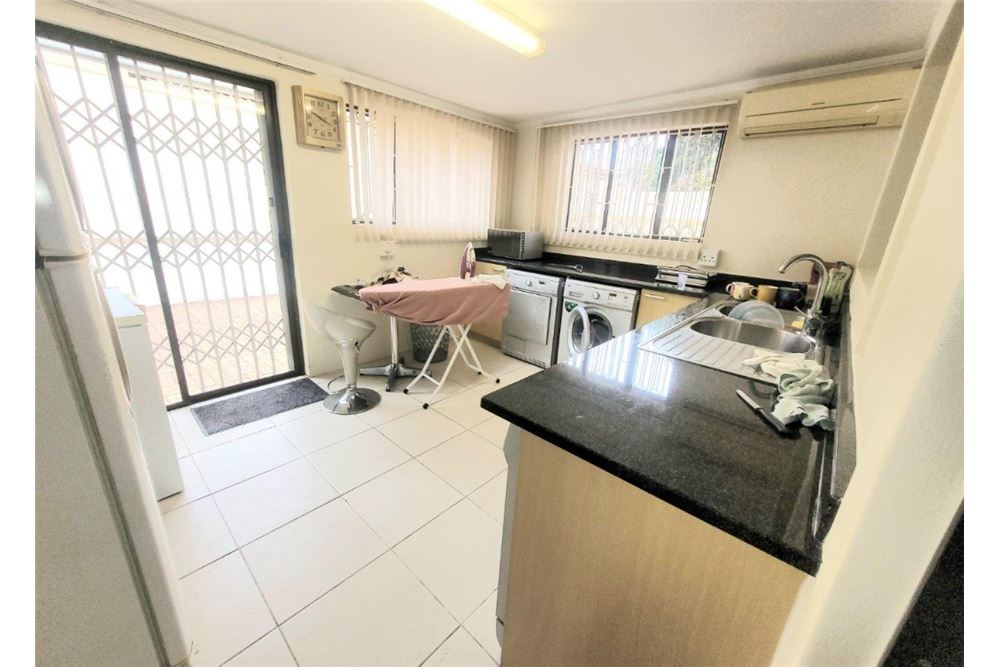 Residential - House - Westville Central, KwaZulu Natal - South Africa - 22 - 1031465038-267