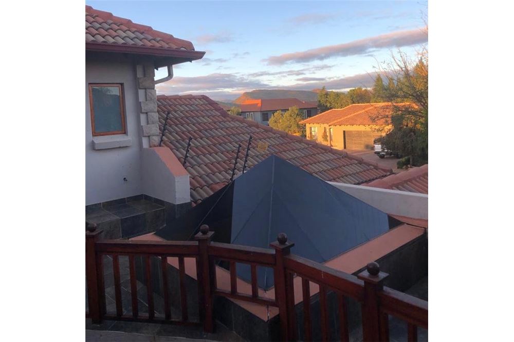 Residential - ਅਲੱਗ ਥਲੱਗ ਬਣਿਆ ਹੋਇਆ ਘਰ - Birdswood, KwaZulu Natal - South Africa - 22 - 1031416004-548