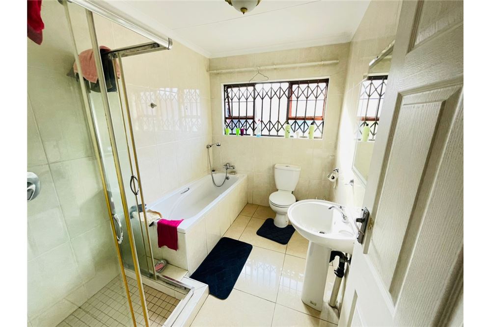 Residencial - Casa - Eersterust, Gauteng - South Africa - 19 - 1031414137-35