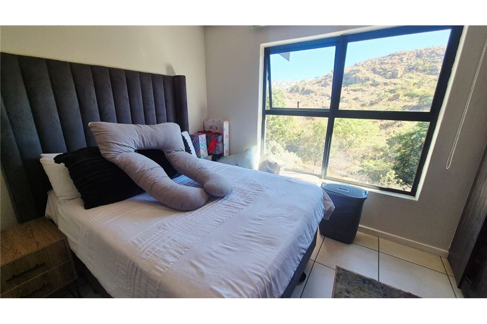 Residential - Rivitalo - Oakdene, Gauteng - South Africa - 9 - 1031421068-174