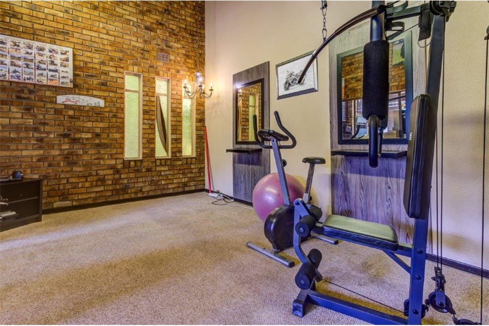 Residential - Отдельно стоящий дом - Terenure, Gauteng - South Africa - 23 - 1031439312-11