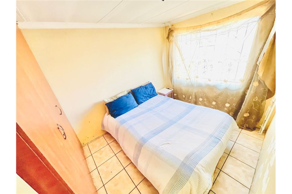 Residencial - Casa - Eersterust, Gauteng - South Africa - 17 - 1031414137-44