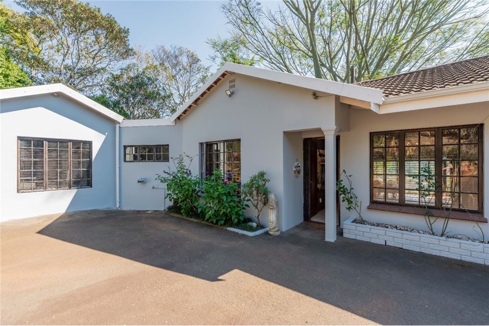 באזור מגורים - בית פרטי - Gillitts, KwaZulu Natal - South Africa - 44 - 1031391019-273