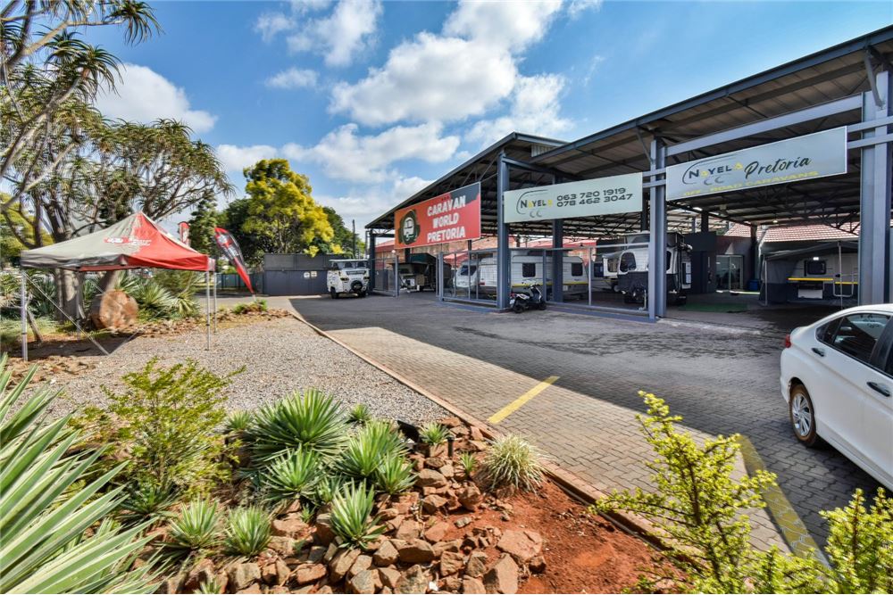 Comercial - Comercio/Tienda - Montana, Gauteng - South Africa - 7 - 1031414088-136