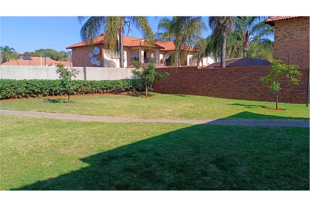 住宅 - 公寓/单元房 - 蒙大拿, Gauteng - South Africa - 19 - 1031414136-32