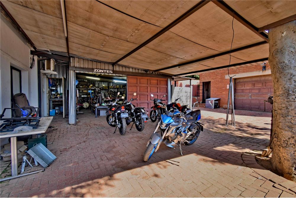 Comercial - Comercio/Tienda - Pretoria North, Gauteng - South Africa - 31 - 1031414001-131