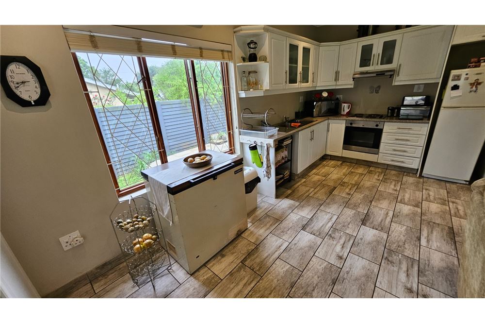 Residential - Αυτόνομη κατοικία - Hayfields, KwaZulu Natal - South Africa - 31 - 1031436004-370