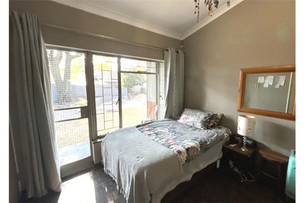 Residential - Rumah Terpisah - Eldoraigne, Gauteng - South Africa - 19 - 1031422050-176