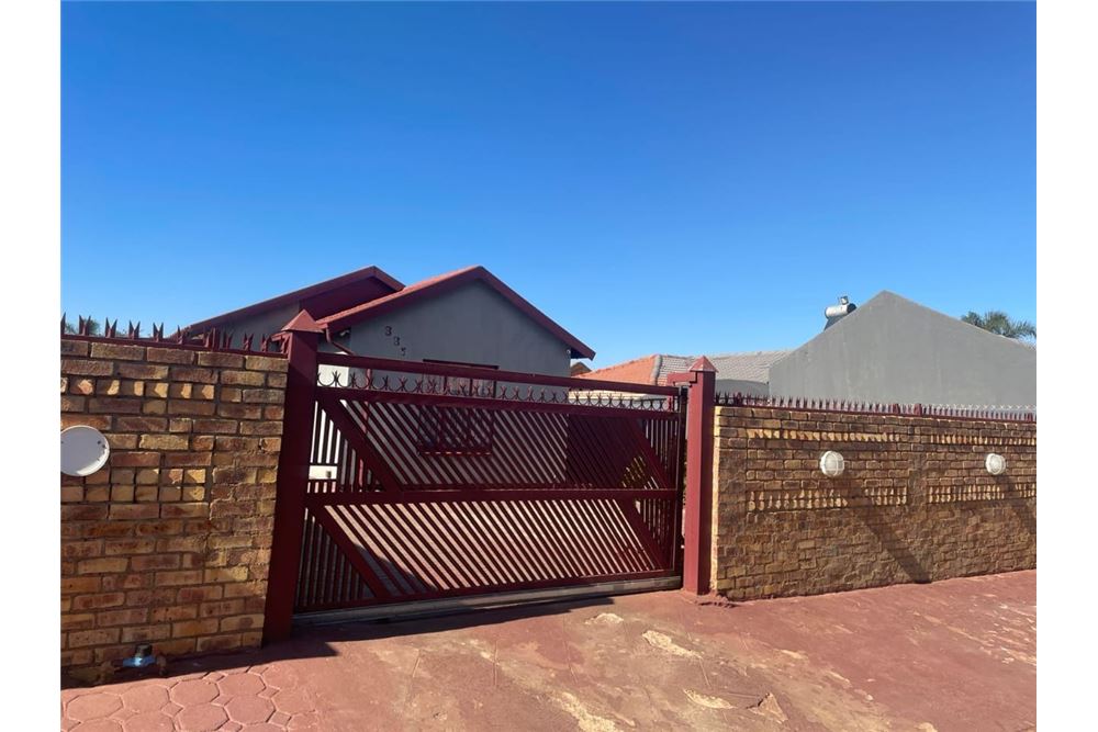 Residenziale - Casa - Soshanguve XX, Gauteng - South Africa - 10 - 1031414015-768