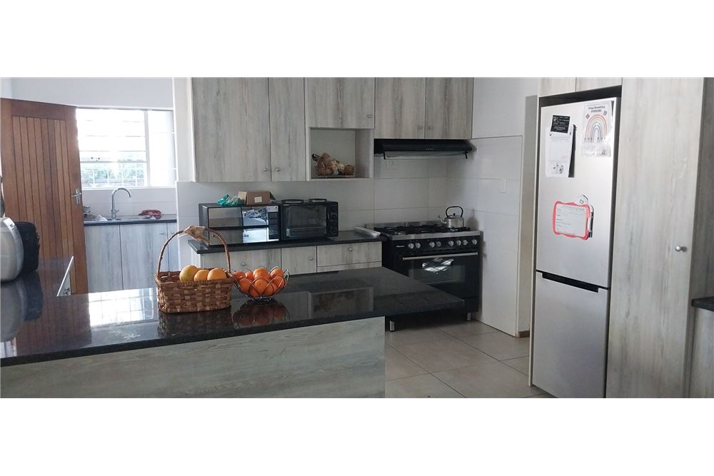 Dzīvojamais - Savrupmāja - Brackenhurst, Gauteng - South Africa - 17 - 1031421052-250